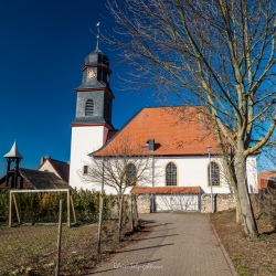 image de Die St. Bonifatiuskirche in Dolgesheim